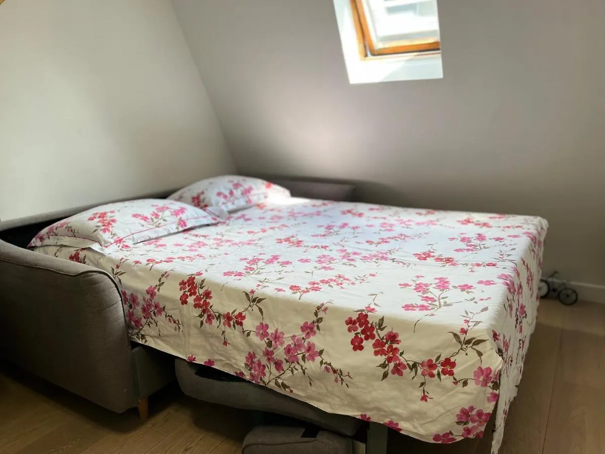 Cosy Studio 5 Minutes Tour Eiffel Paris Homestay